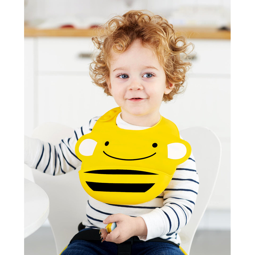 Skip Hop Zoo Fold & Go Silicone Bib 6months to 36months