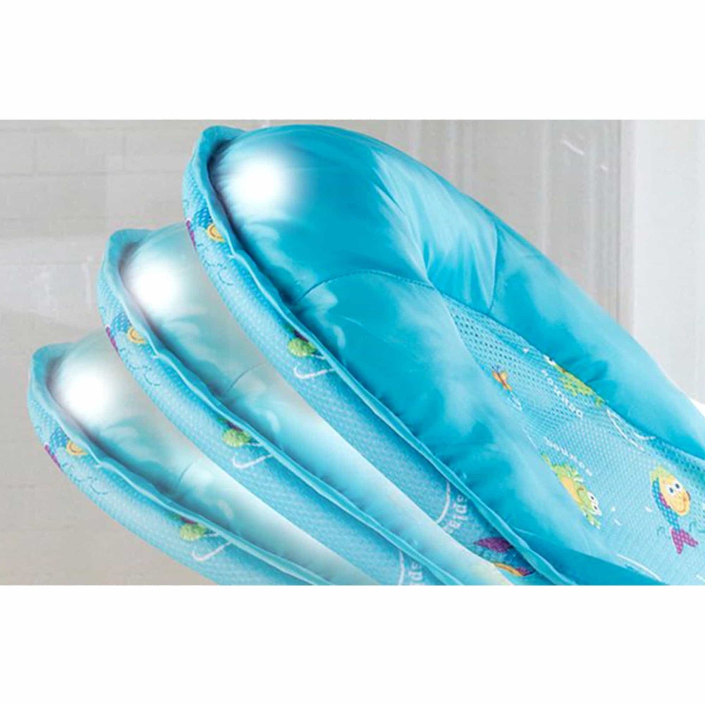 Summer Infant Blue Color Mothers Touch Deluxe Baby Bather - Toys4All.in