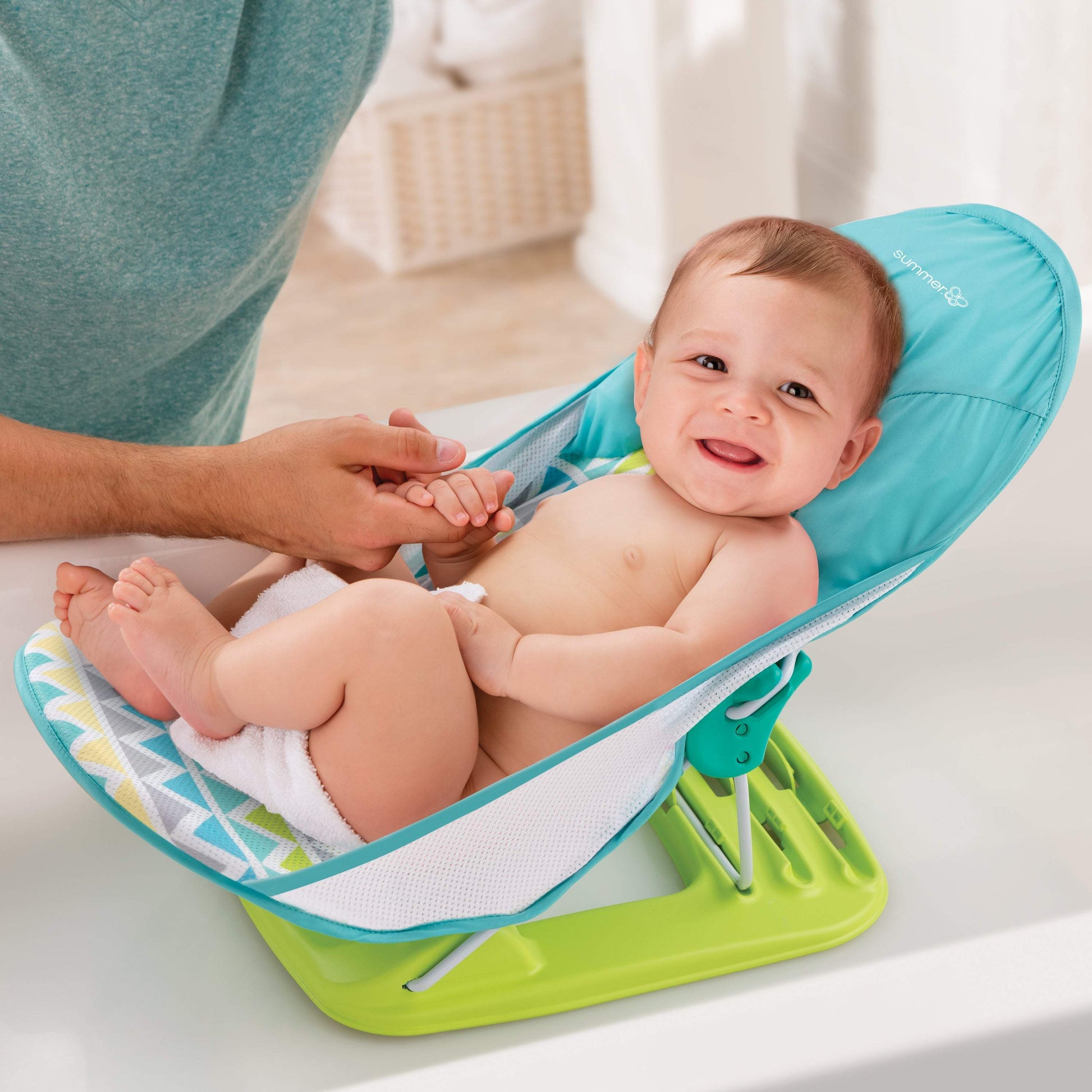 Summer Infant Deluxe Baby Bather Triangles Stripes || Birth+ to 12months - Toys4All.in